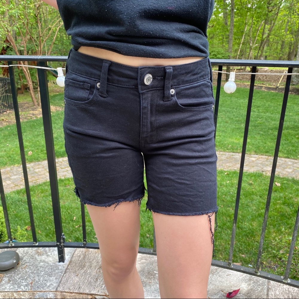American Eagle women’s shorts 2 - Picture 4 of 4